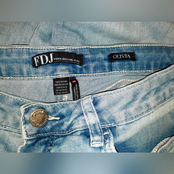FDJ Olivia distressed pencil crop jeans size 16 excellent used condition - Picture 7 of 11